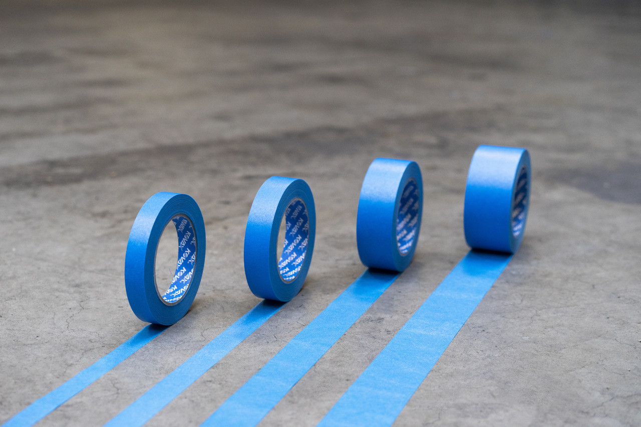 Стрічка малярна синя Kovax Premium Masking Tape 24ммх50м